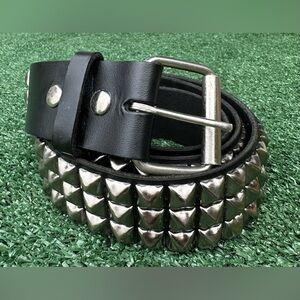 VTG 90s Manzoor Leather 3 Row Pyramid 1/2” Studded Belt Mens XL USA Made